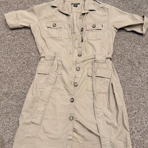 Eddie Bauer Ladies Khaki Utility Dress Safari Dress Sz Medium Great Condition